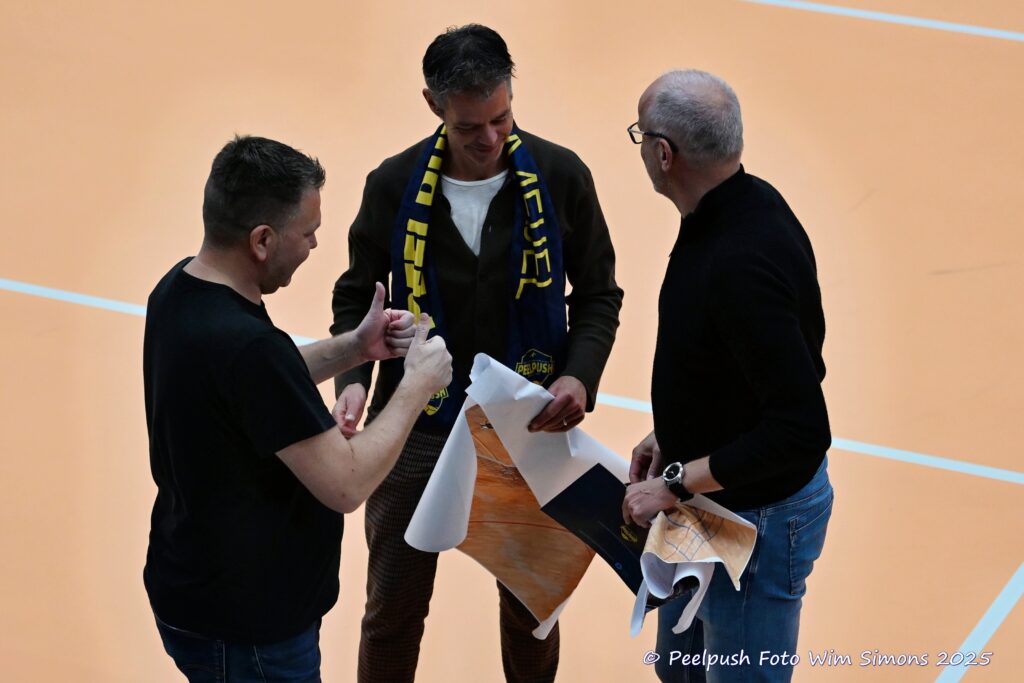 D1-Apollo 12-10-25_033