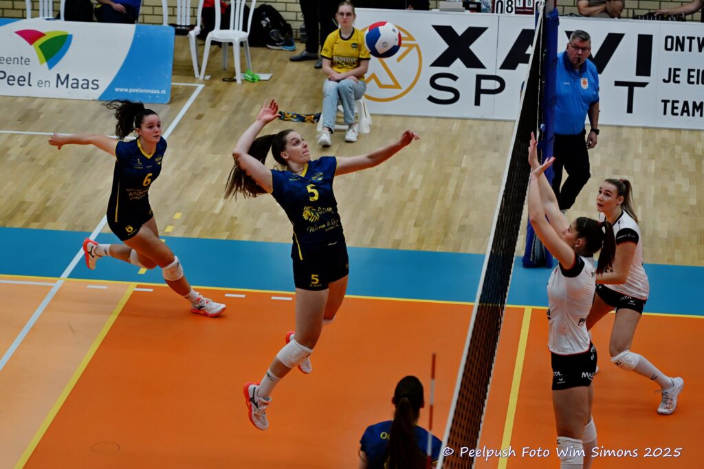 D1-Apollo 12-10-25_039