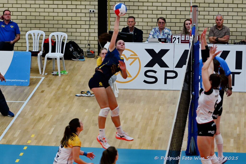 D1-Apollo 12-10-25_046