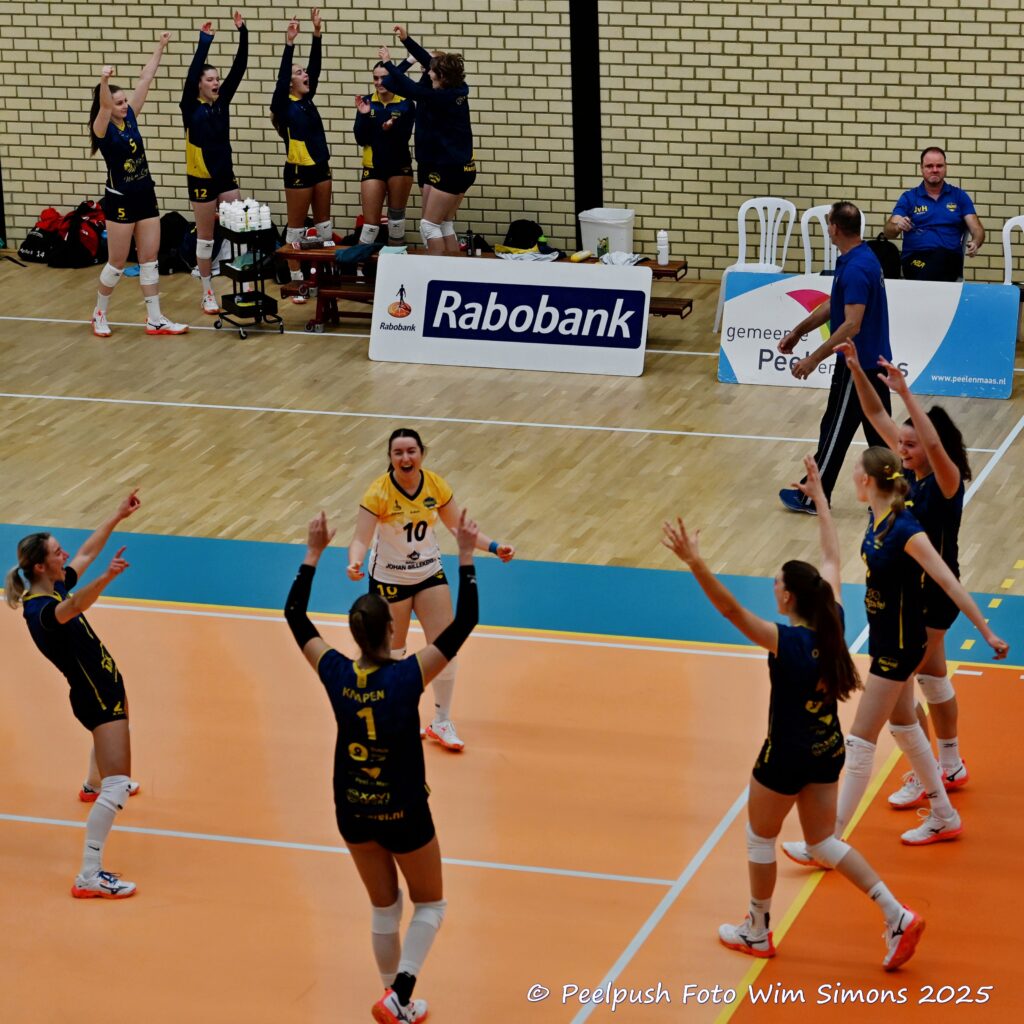 D1-Apollo 12-10-25_053