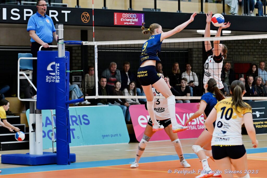 D1-Apollo 12-10-25_059