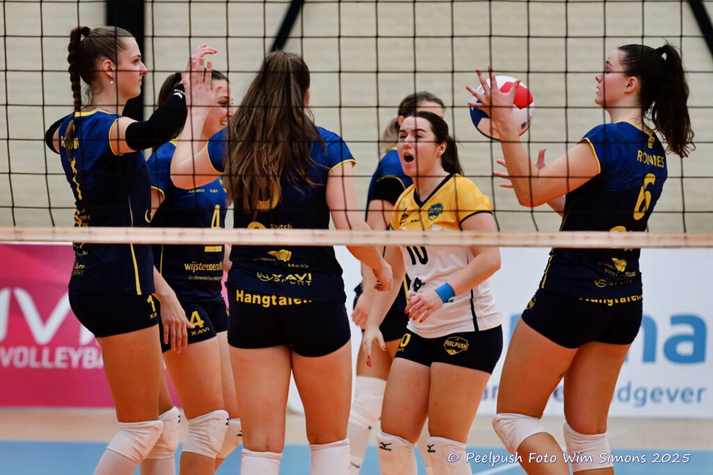 D1-Apollo 12-10-25_064