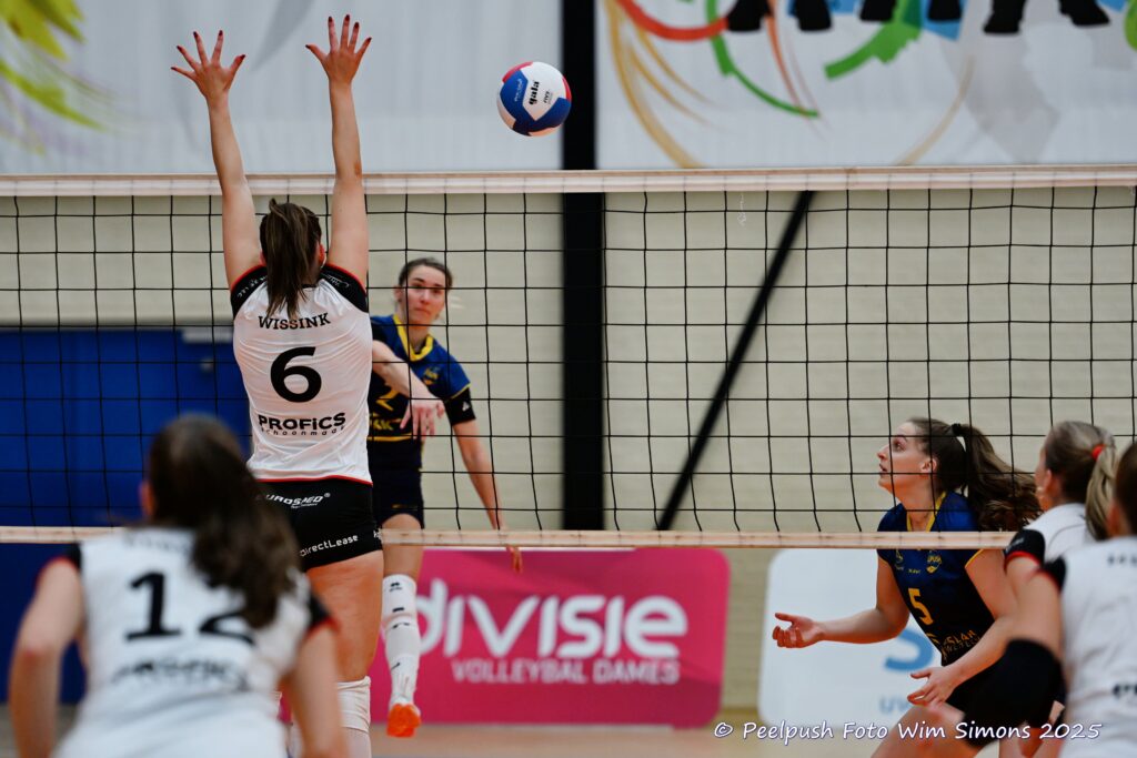 D1-Apollo 12-10-25_066