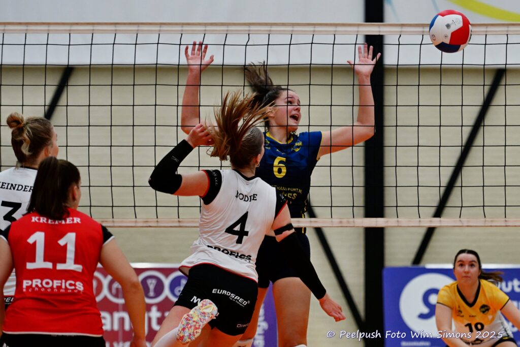 D1-Apollo 12-10-25_070