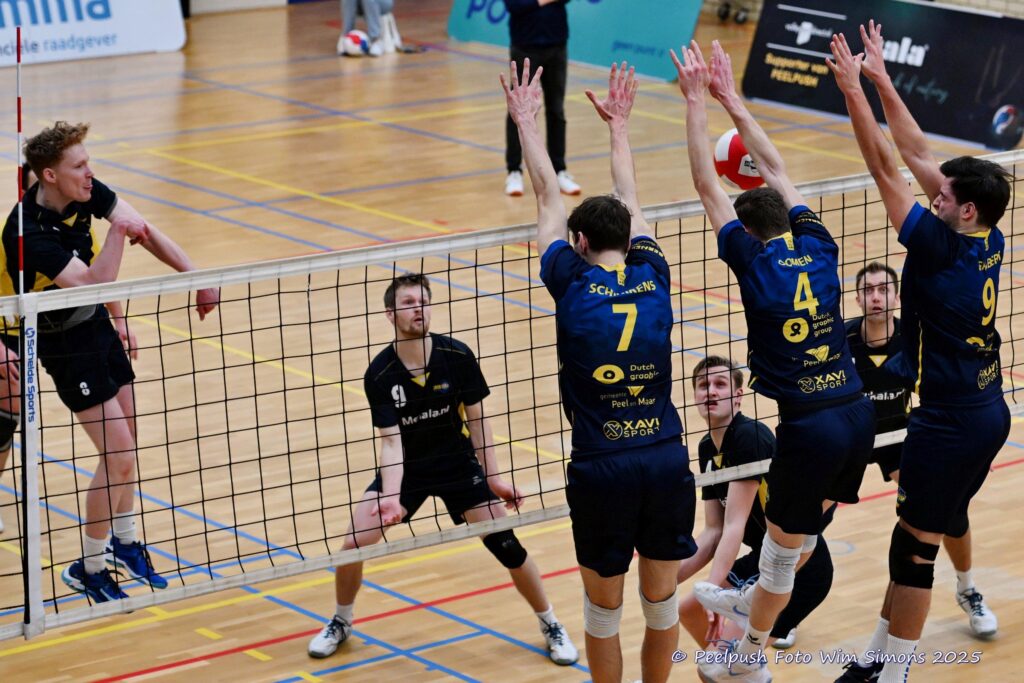 Heren 1 wint 2 keer van Zaanstad